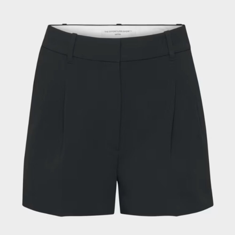 NWT Aritzia the effortless short™ mini / Size 4 / Black
